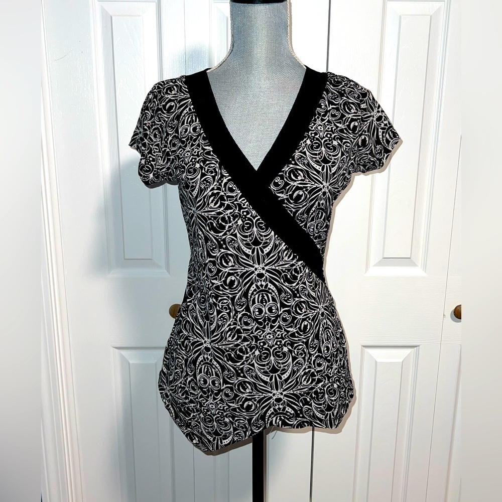 *WOMEN'S Style an Co Top Small